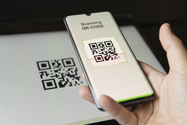 How to Incorporate QR Codes With Your Digital Signage